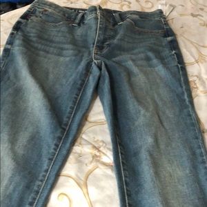Women’s jeans